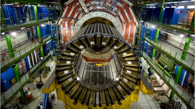 Particula lui Dumnezeu. Cercetătorii de la CERN anunţă că au descoperit cheia formării Universului